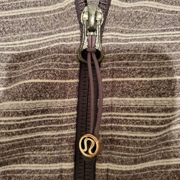Lululemon Stride Jacket Coal Stripe 4 - Picture 2 of 7